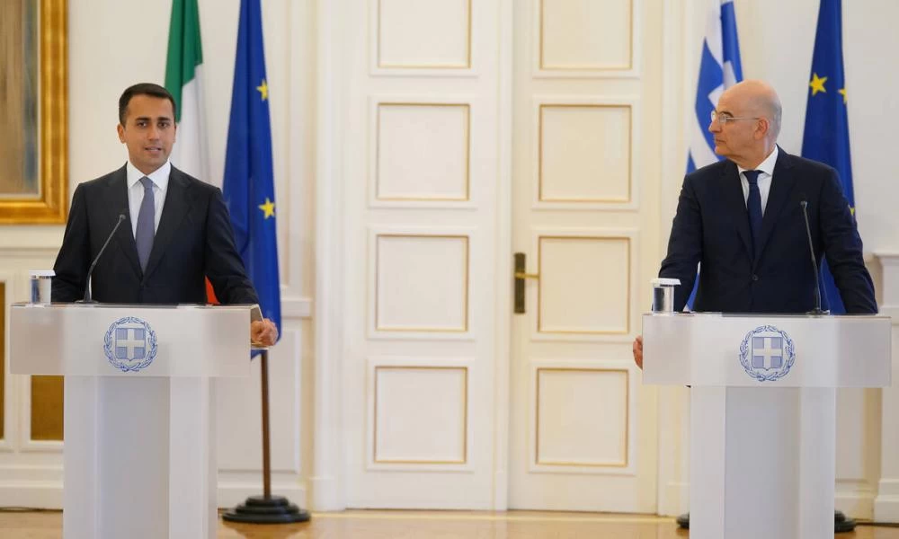 Παντελής Σαββίδης: Η συμφωνία με την Ιταλία αναφέρει το δικαίωμα της Ελλάδας να επεκτείνει τα χωρικά της ύδατα στα 12 μίλια